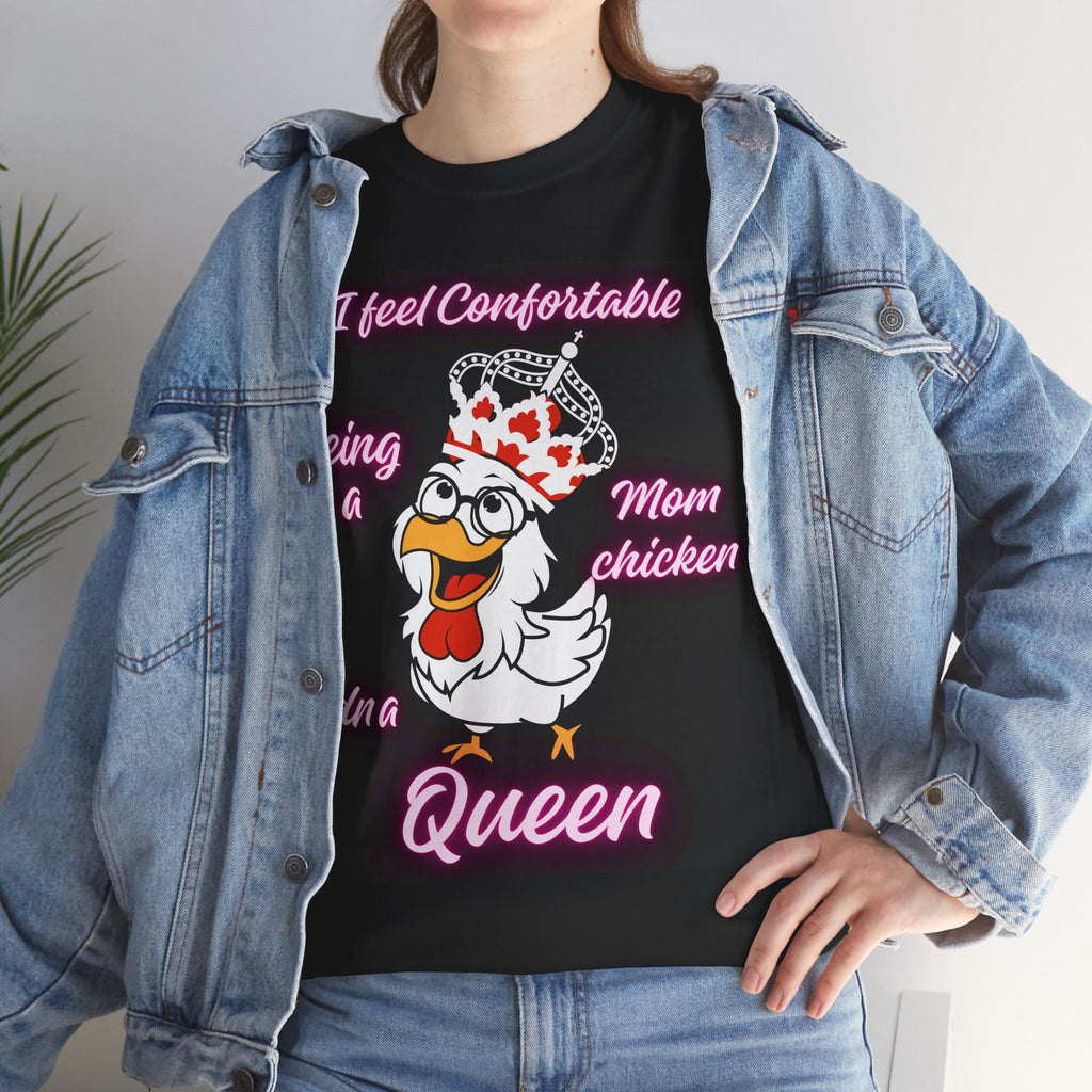 Funny Chicken Mom Queen Tee - Gift for Mother, Animal Lover, Birthday, Mother's Day, Casual Wear, Unisex T-Shirt